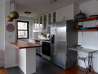Rented by Level Group
