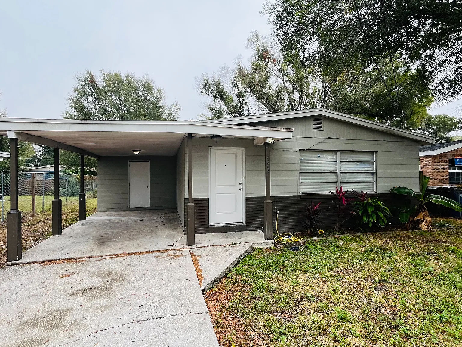 3 bed, 1202 sqft, $1,799 — Photo 1