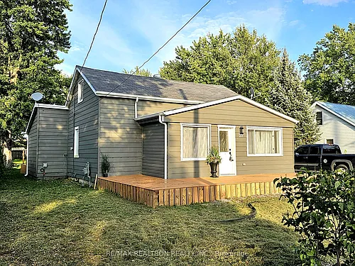 23 Ella St S Photo 1 23 Ella St S Photo 1