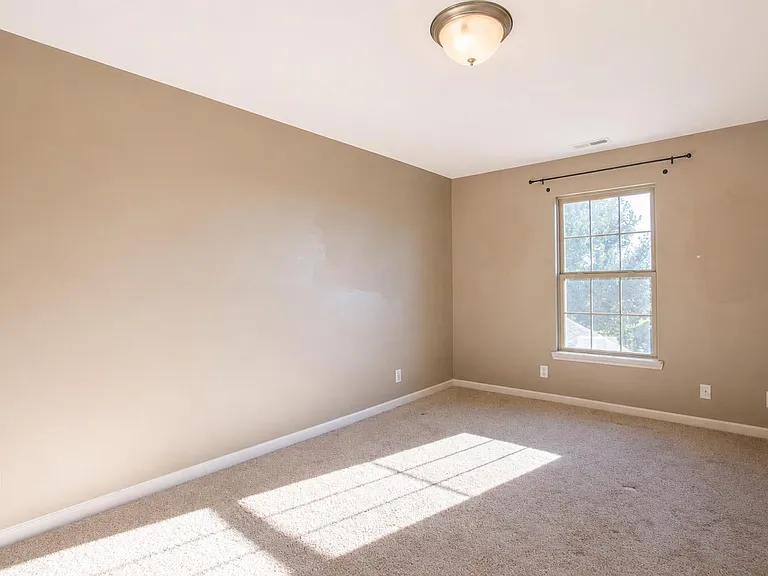 3937 Amethyst Dr — Photo 24