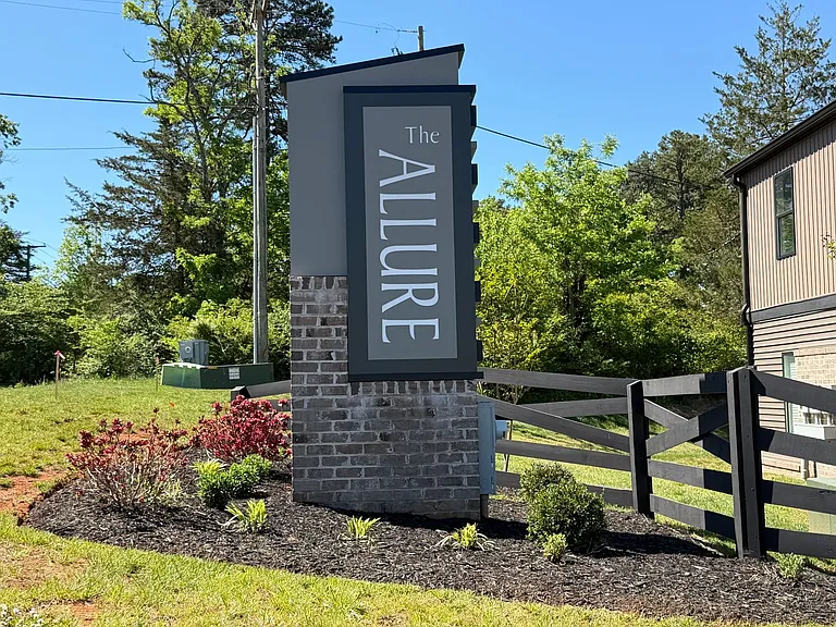 32 Allure Dr — Photo 20