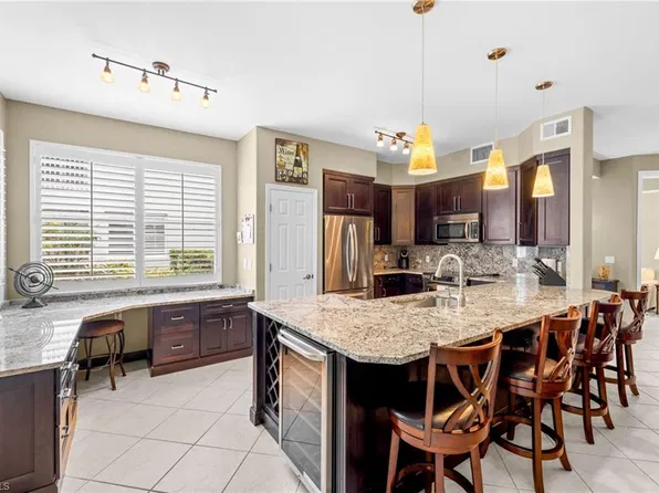3970 Bishopwood CT W #102, NAPLES, FL 34114