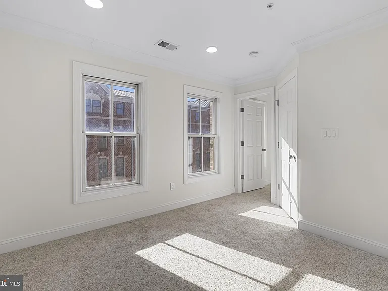 1256 Dockside Cir — Photo 20