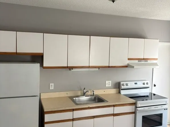 344 Washington Ave APT 3A, Waterbury, CT 06708