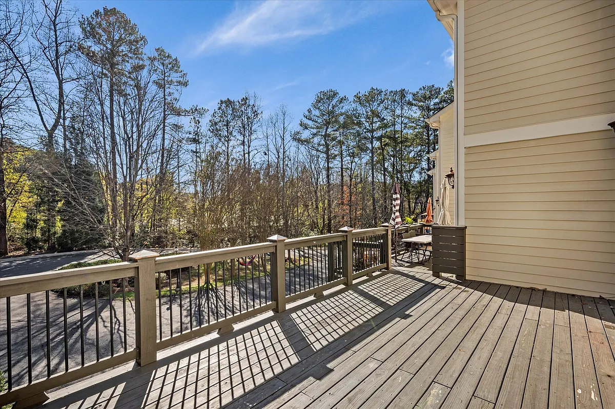 Building Photo - 130 Garrison Walk #130
