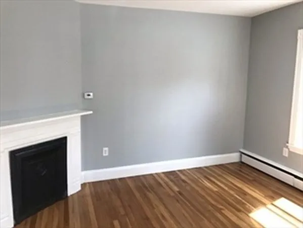 31-33 Brackett St #1 — Photo 4