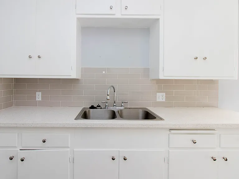 3601 E Vermont St #1 — Photo 7