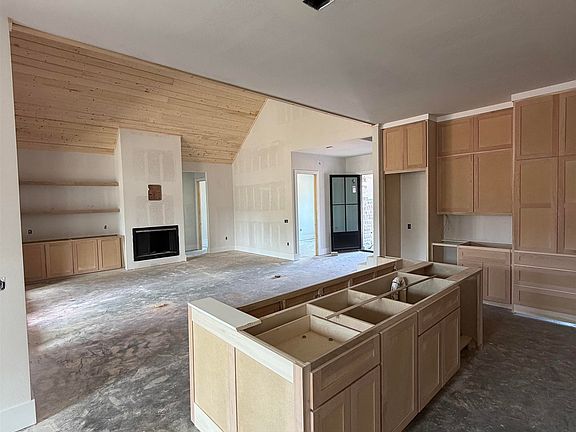 5th image of 171 Shortleaf Ln