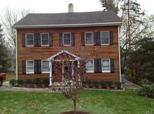 6355 Main St, Trumbull, CT 06611