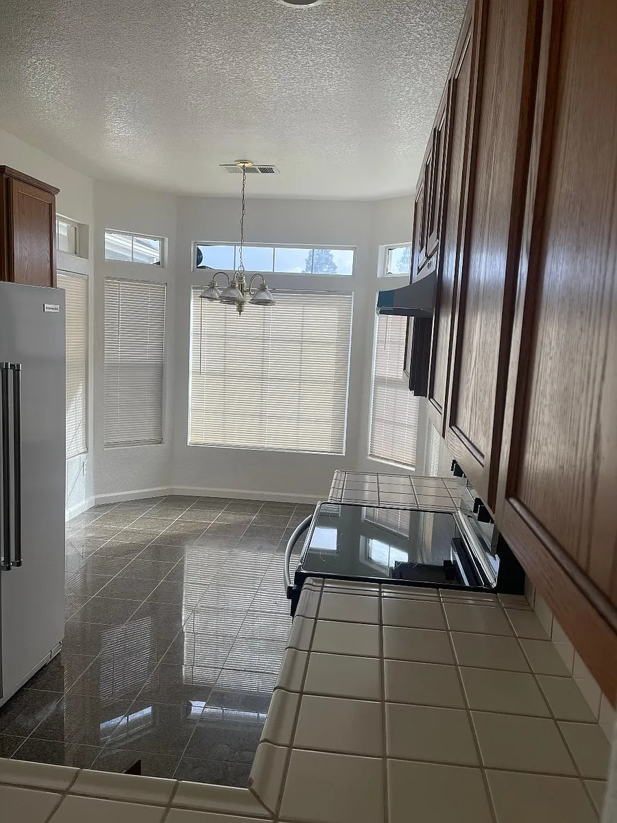 Kitchen - 2679 Capella Dr