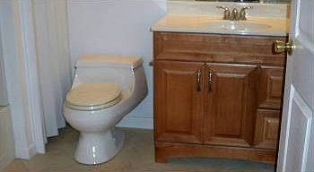 4th image of 832 Elsworth Pl