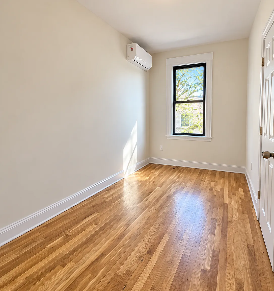 3 bed, $3,100 — Photo 4