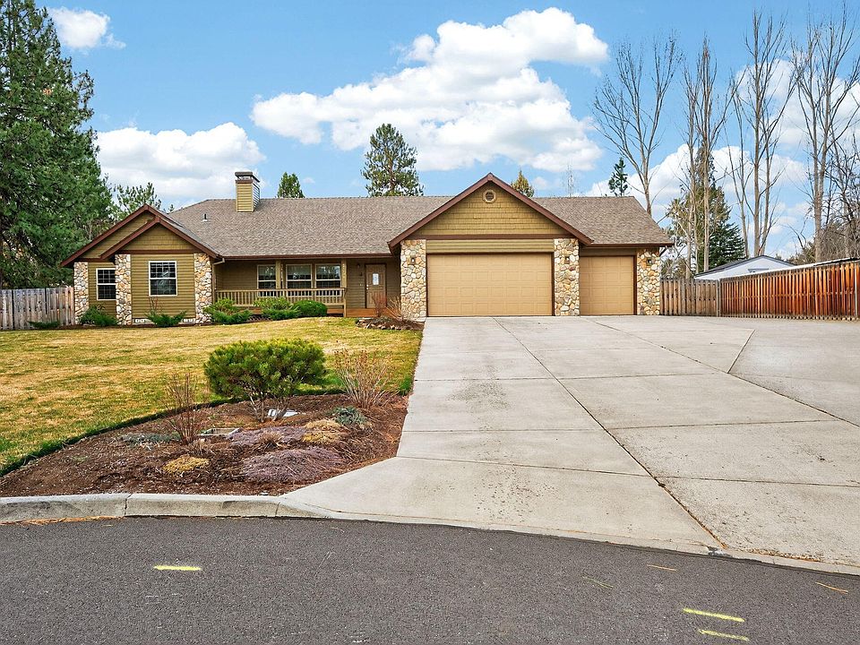 1st image of 21181 Cultus Mountain Ct