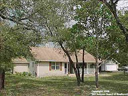 1st image of 107 Oak Holw