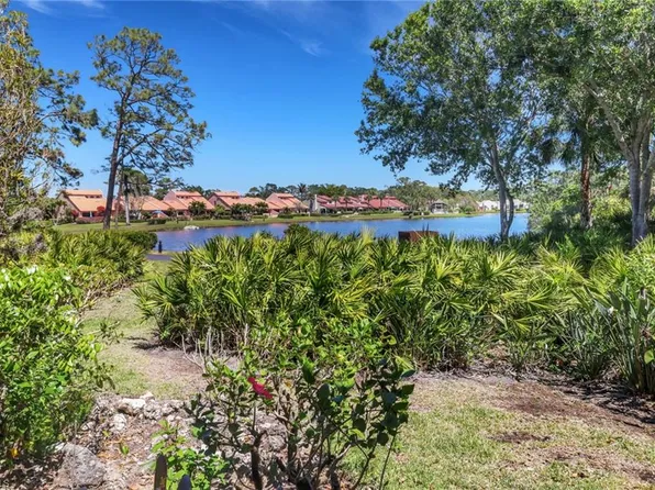 15450 Cedarwood LN #103, NAPLES, FL 34110