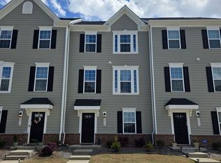 2012 Trout Lily Ln, Matthews, NC 28104