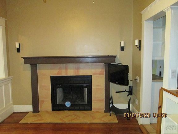 4th image of 2110 33rd St