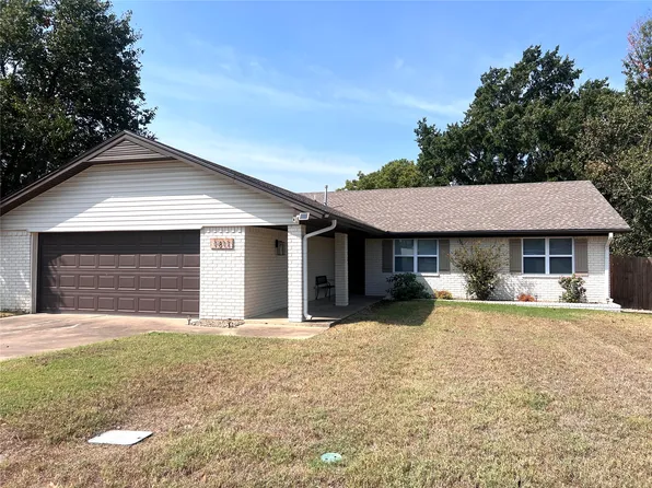 1811 Nightingale Cir, McAlester, OK 74501