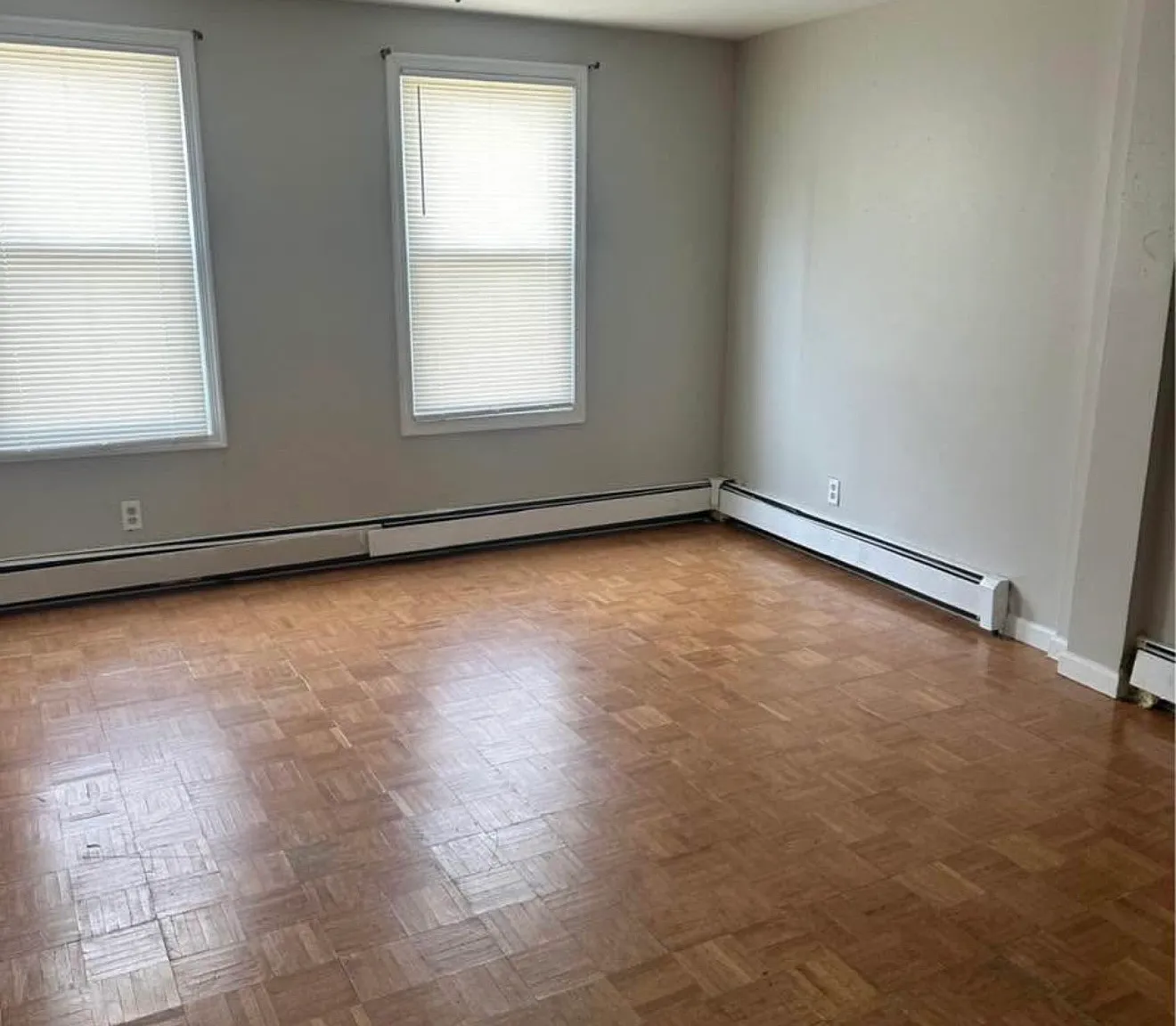 3 bed, 1.5 bath, 1800 sqft, $3,450 — Photo 1