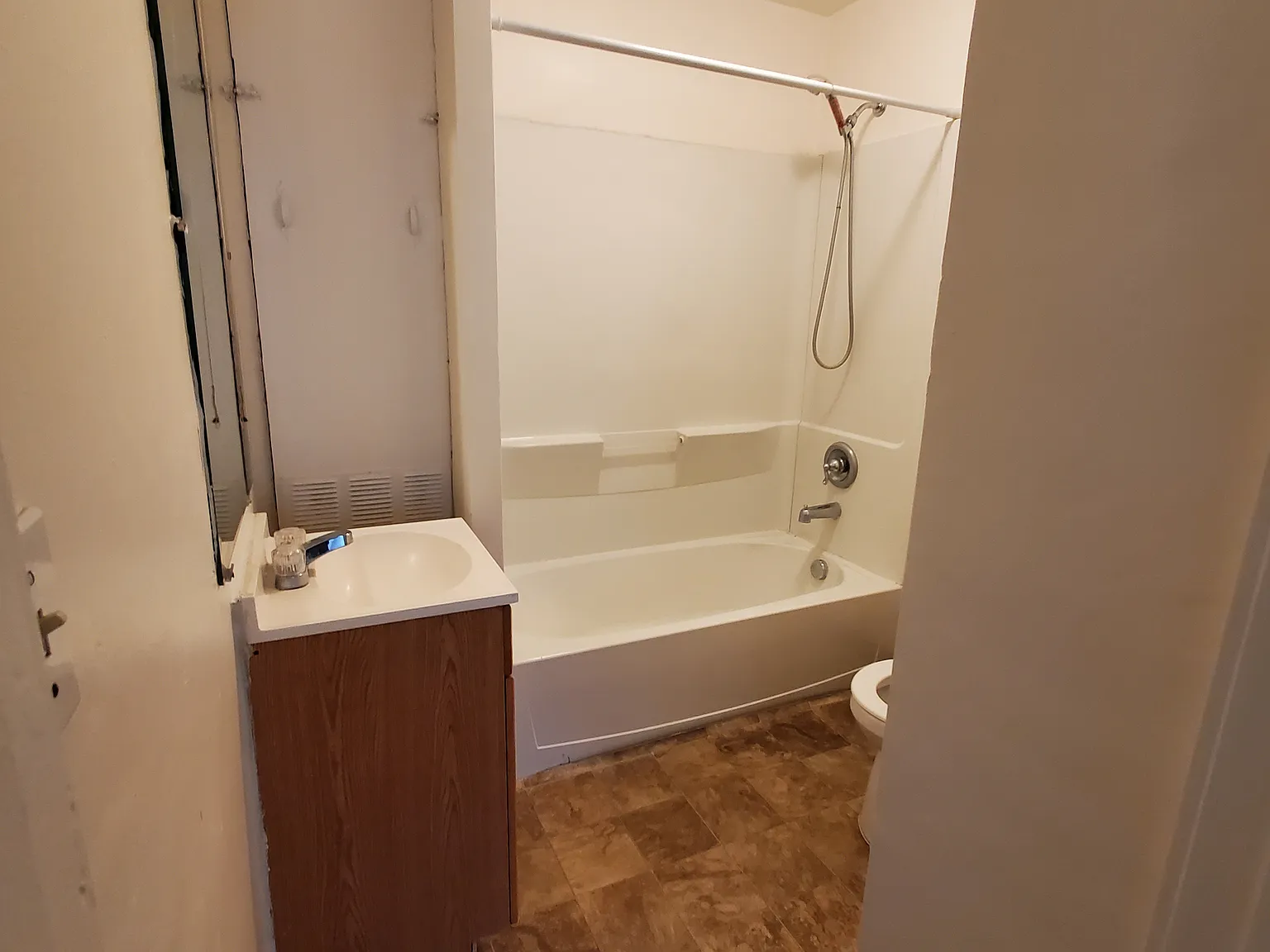 1 bed, 540 sqft, $1,000 — Photo 4