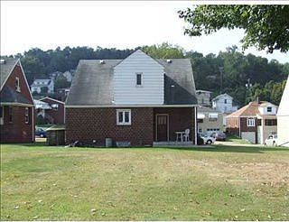 2nd image of 1025 McPherson Ave