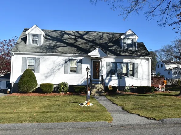 30 Ridgeway Ave, Billerica, MA 01821