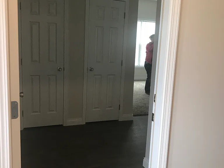 1501 Memorial Ave #3 — Photo 10
