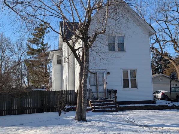 920 Augusta Ave, Elgin, IL 60120