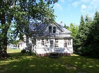 803 N Lake St, Ironwood, MI 49938