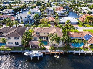 3086 NE 7th Dr, Boca Raton, FL 33431