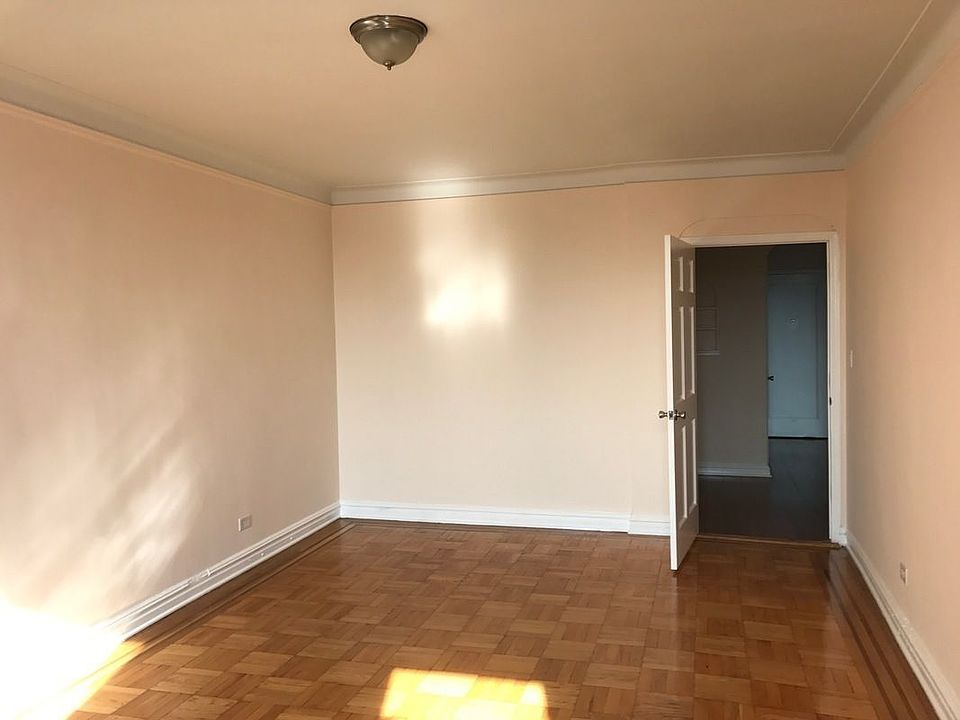 1st image of 4142 50th St APT 3B