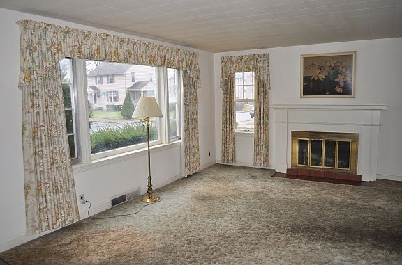 3rd image of 21 Hill Ave