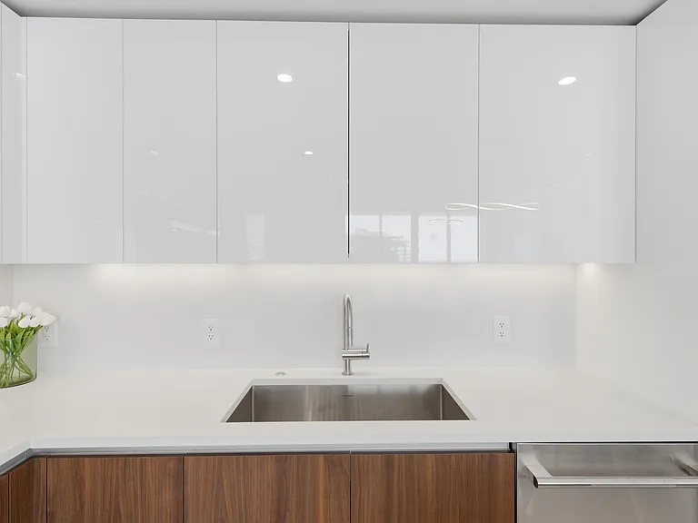 400 Central Ave #2903 — Photo 14