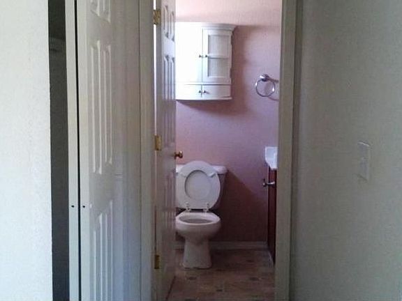4th image of 513 Serena Ct