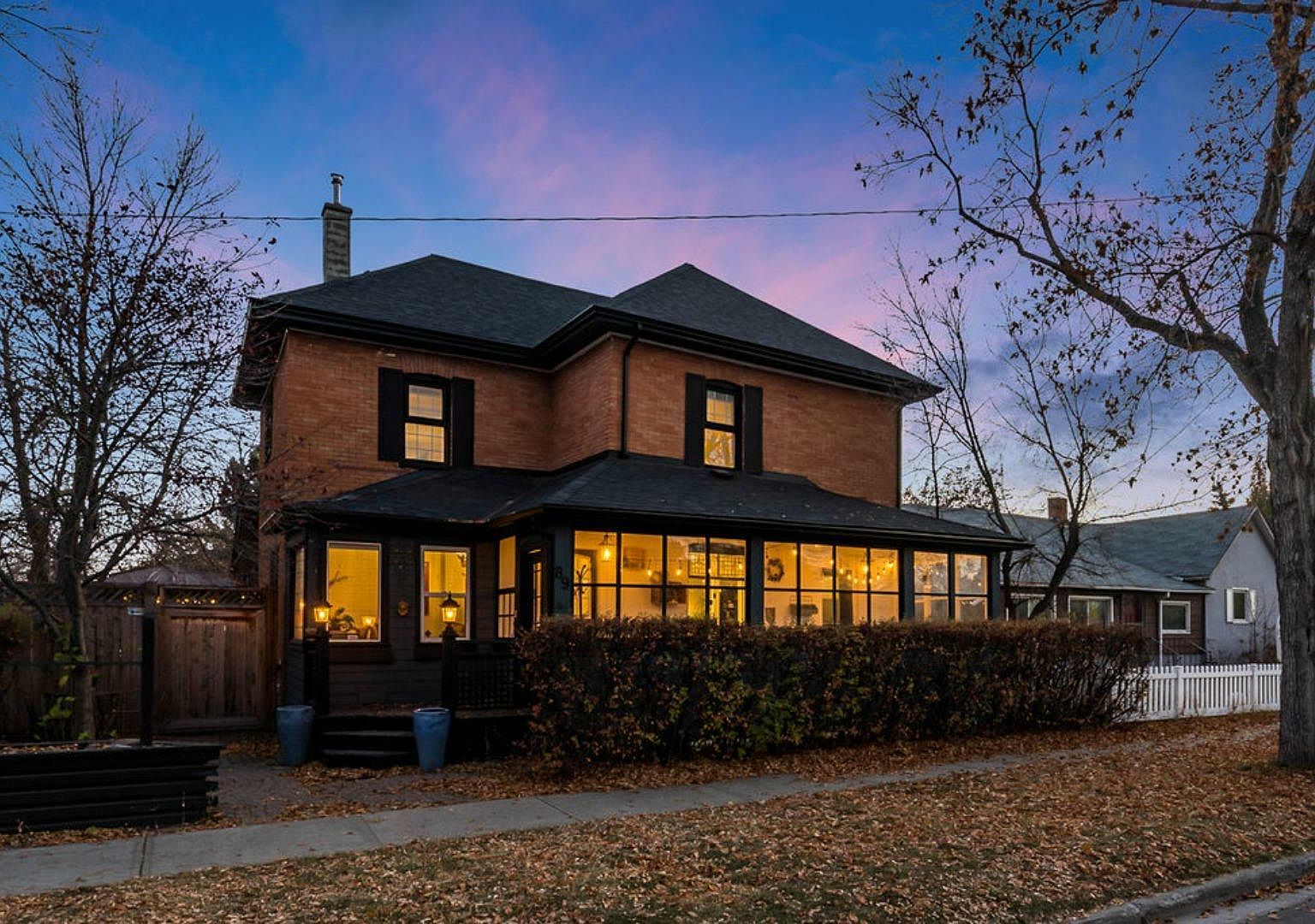 89 N Elma St W, Okotoks, AB T1S 1J9 Zillow