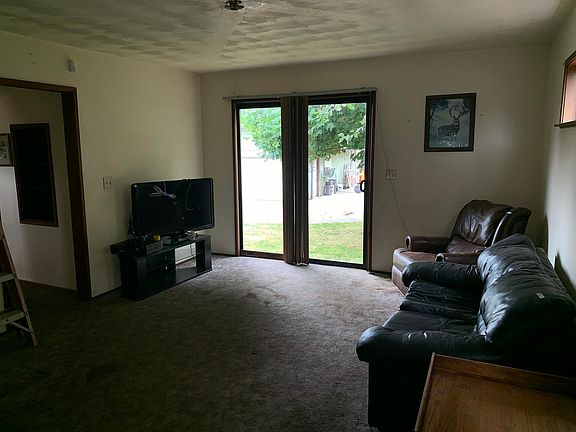 2nd image of 3367 Jay Ln