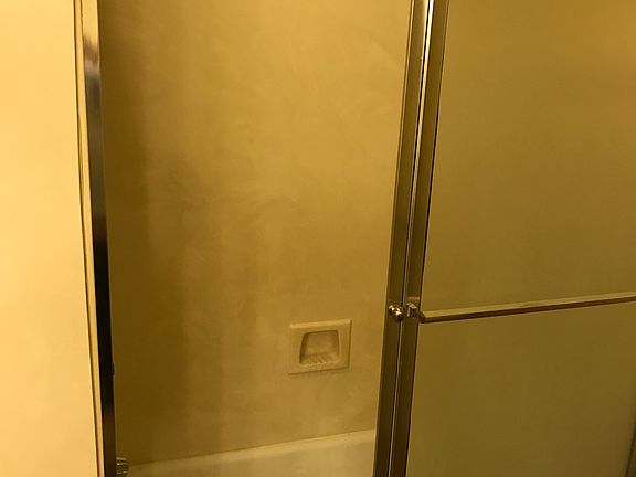 3rd image of 3216 Prytania St