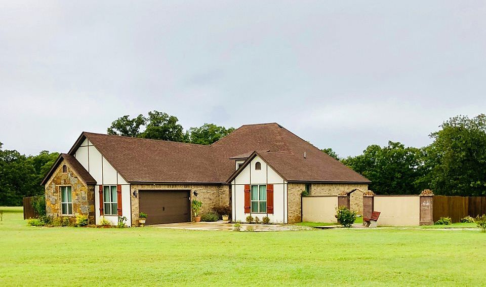 1st image of 130 Quail Dr