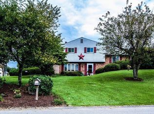 192 William Cir, Mc Kees Rocks, PA 15136