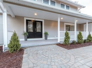 33 Crowningshield Dr, Paxton, MA 01612