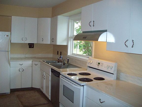4th image of 1229 Friedman Ln
