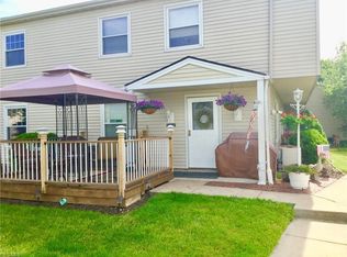 3082 Ivy Hill Cir UNIT B, Cortland, OH 44410