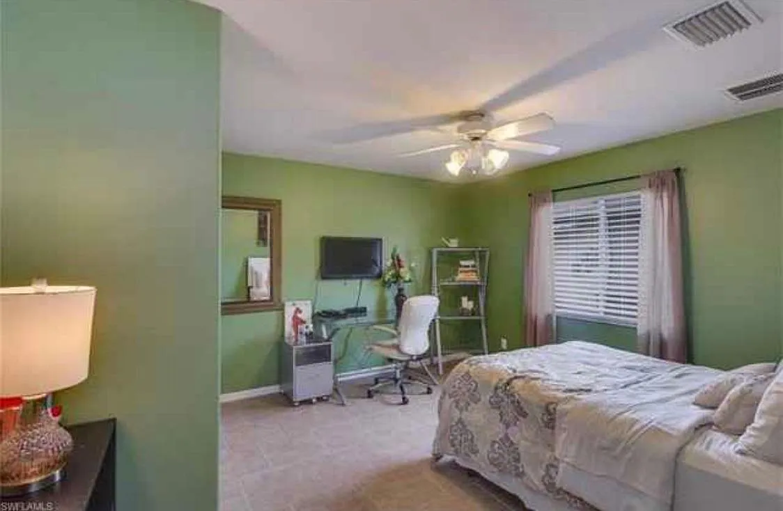 SW 38th Ln, Cape Coral — Photo 4