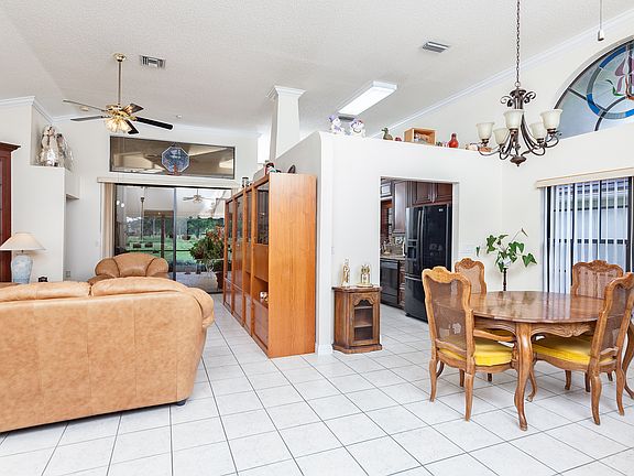 4th image of 4615 Sherwood Forest Dr