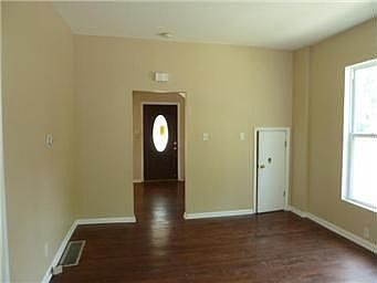 5th image of 253 N 17th St