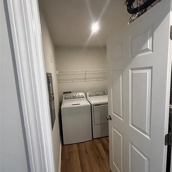2736 Amberwood Ln #305 — Photo 8
