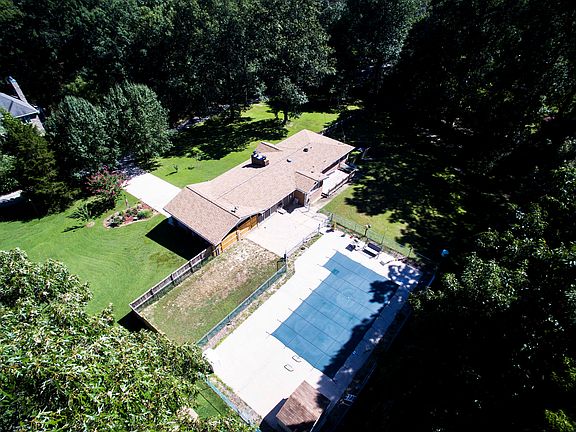 Privacy + in-ground Pool