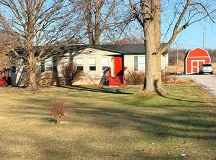 16824 N State Route 101, Grabill, IN 46741