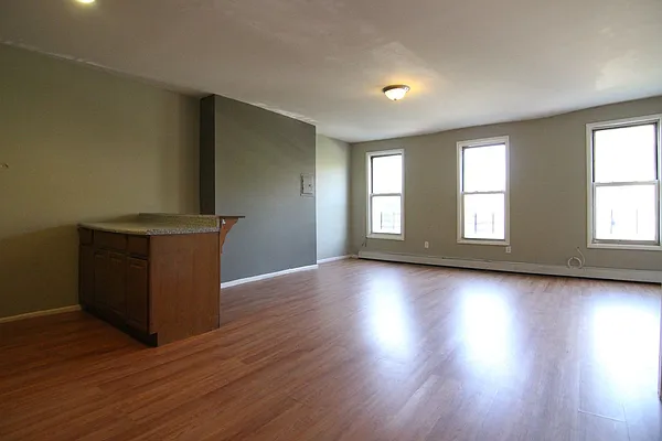 Rented by Nooklyn NYC LLC | media 5
