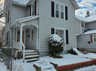 213 W 11th St, Ashland, OH 44805